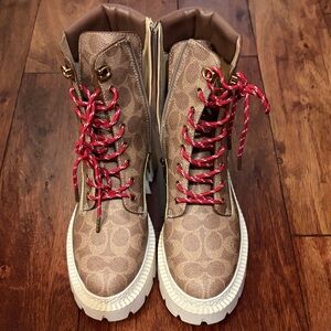 Gently worn Coach Ainsley Zip-up Boot with coach monogram Women size 8.5